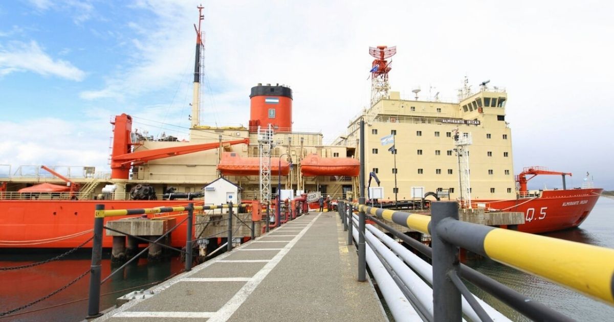 EXO entregó equipamiento médico al Irizar