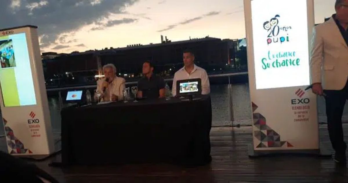EXO acompañó al futbolista Javier Zanetti en la cena de la Fundación Pupi y en la campaña internacional “Tu Chance, Su Chance”