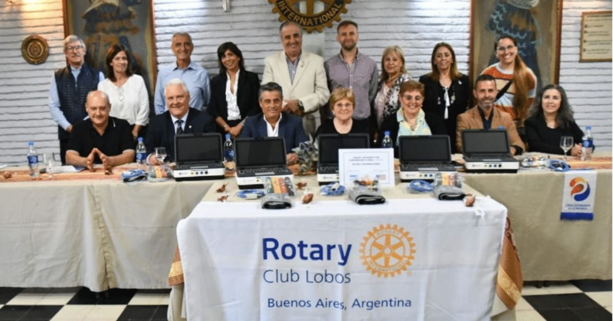 El Rotary Club de Lobos dona equipos de EXO a centros de primeros auxilios